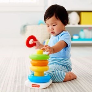 幫助寶寶成功坐起來 專家教你3個小撇步！