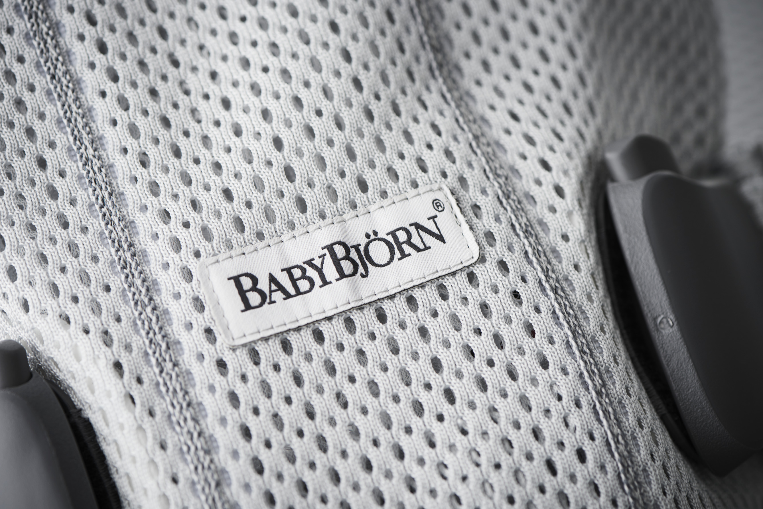 嬰兒背巾推薦哪裡買更好？讓 BabyBjörn 陪寶貝安心出行！