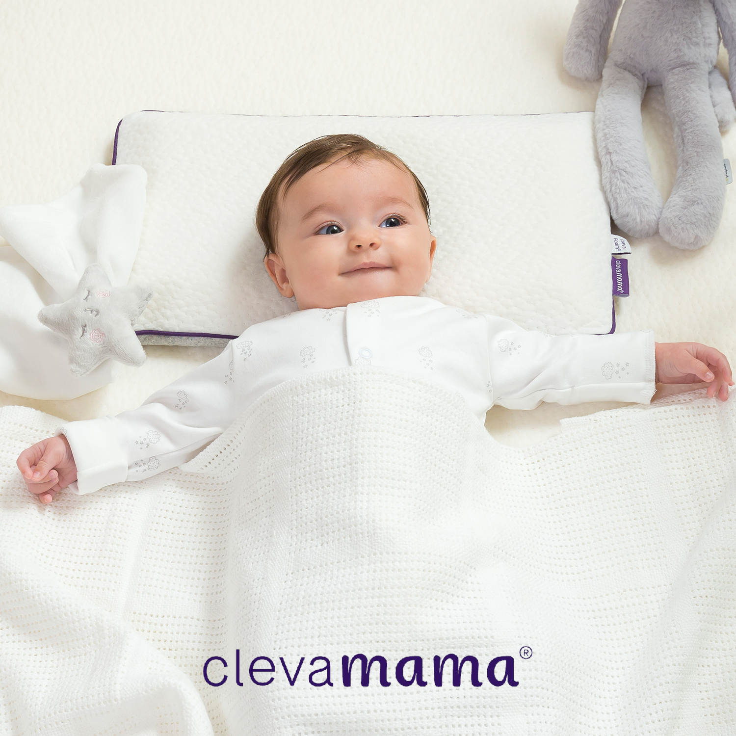 嬰兒睡枕推薦哪家更好？讓 ClevaMama 成為你最貼心的育兒幫手！